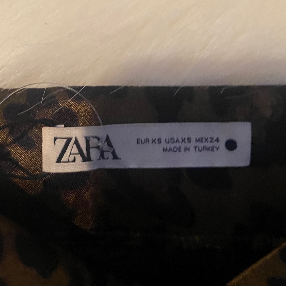 Leopard Print Women's Skirt - Picture 3 of 5
